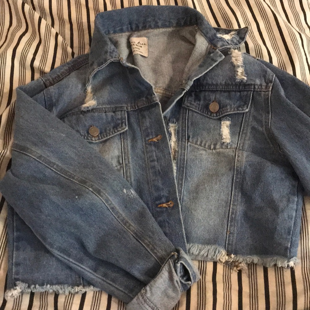 Cropped jean jacket